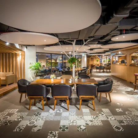 Dream Hotel and Apartment Отели рядом с достопримечательностью «Донгда»
