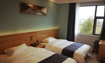 Zhengzhou City Waiyu Hotel (Huanghe Tourist Area)