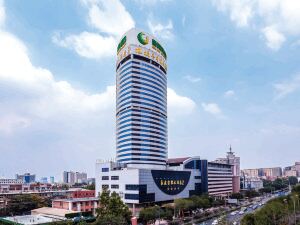 Liangyou Fulin Hotel (Jinan Quancheng Square Daming Lake Branch)