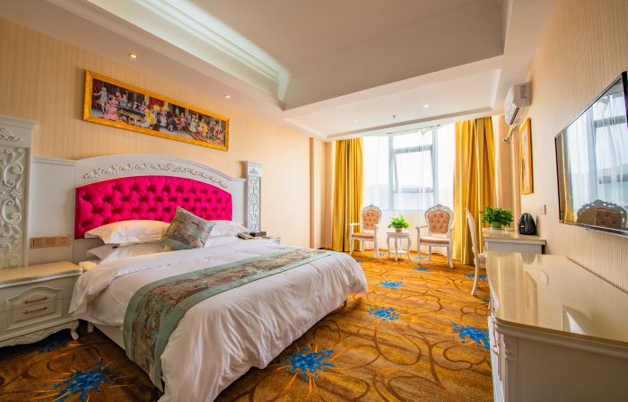 JWN Golden Hotel