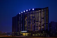 Noble International Hotel Hotels in der Nähe von Dennis 6 World