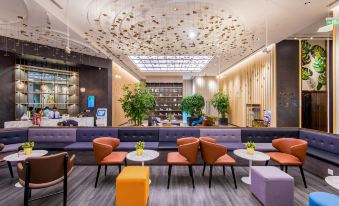 Sam Sky Garden Service Apartment
