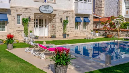 Salbakos Herakleia Boutique Hotel