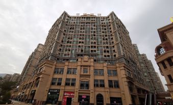Zhaoqing Xingyu Apartment