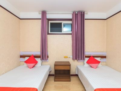 Jiaozhou yingxiang business hotel