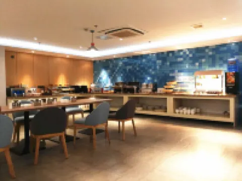 Homeinn Hotel (Guanyun Fuyuan Plaza Pedestrian Street)
