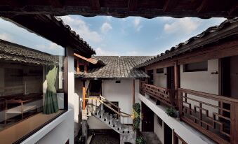 Huazhu Bujianshan Boutique Hostel