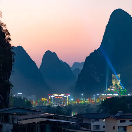 Gu'an Yuefeng · Mountain House (Yangshuo Yulong River Ecological Park Songcheng Eternal Love Store)