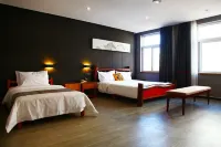 Junyi Hotel (Gucheng Yingrui Plaza) Hotel a Gucheng