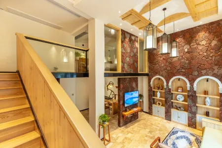 Banmutang Hostel South Gate of Huangshan Scenic Area Отели рядом с достопримечательностью «The Guest-Greeting Pine»