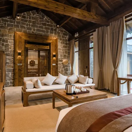 Floral Hotel· Fuquan Mountain Hotel (Yimeng Mountain Tourist Area Mengshan National Forest Park)