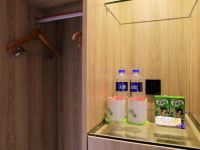 青皮树酒店(福州西二环北路三坊七巷店) - 商务标准房