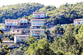 Cliff Hotel