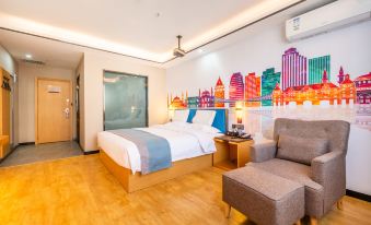 Huayi Select Hotel (Fuping Pinyang Avenue Store)