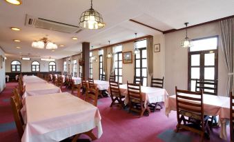 Petit Hotel Shitaka - Housity
