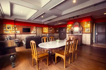 The Rich Jogja Hotel Отели в г. Sleman Regency