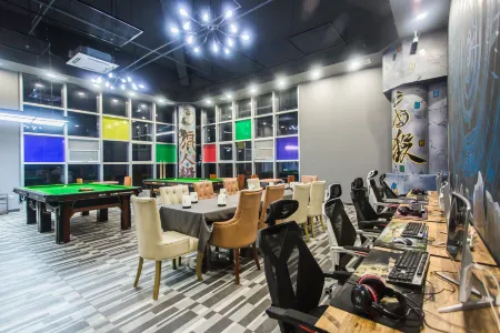 Yinchuan Airport Wassim Hotel Отели рядом с достопримечательностью «Lingwu Xihu Park»