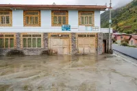 Mao County No. 8 Camp Inn Hotels near Wucai Pool