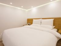 上海慢行旅酒店 - 复式高级大床房