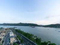 Vienna Hotel (Shanwei Feicuiwan, Erma Road Food Street) Hotels in Shanwei