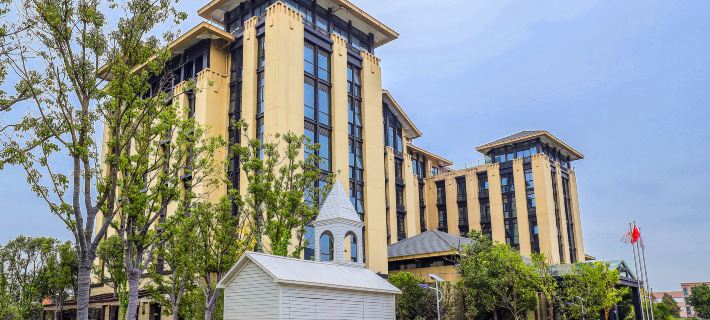 Mira Garden Hotel Ξενοδοχεία στην πόλη Τζιασάν