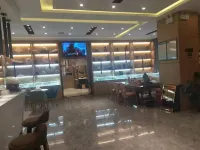 Lushui Qingjiang Garden Hotel - Balkoner