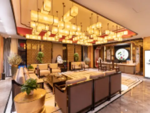 Swan Lake Hotel Hotele w: Sihui