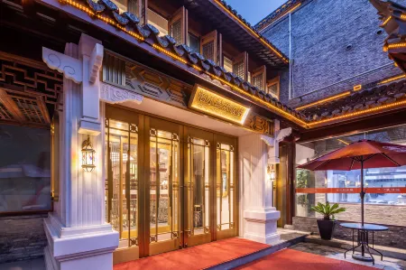 Pearl Hotel xiJindu Scenic Area Zhenjiang Отели рядом с достопримечательностью «the First Spring Under Heaven»