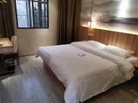 咖居酒店(南京蒋王庙地铁站店) - 舒适大床房