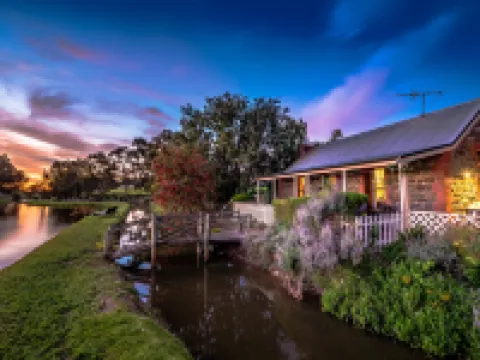 Stonewell Cottages & Vineyards Hotels in Nuriootpa