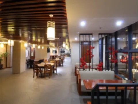 河池黔安インターナショナルホテル(職教センター店) 河池のホテル