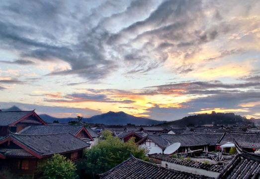 지앤잉 주변 인민공원