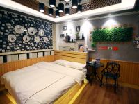 广州鹿途-轻奢酒店式公寓 - 北欧轻奢向阳超大床房