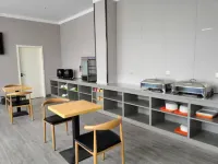 7 Days Premium Hotel (Jiyuan Tiantan Road Xinyao City Plaza)