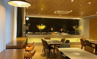 M Meiji Hotel (Changshu Southeast Avenue Branch)