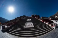 Zangting Yushang Hotel - pet friendly