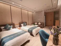 Towo Topping Hotel (Cangxi Xinghong Meihao Plaza) Hotels in Cangxi