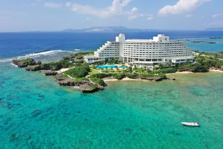 ANA InterContinental Manza Beach Resort by IHG Отели рядом с достопримечательностью «National Institute of Information and Communications Technology Okinawa Electromagnetic Wave Technol»