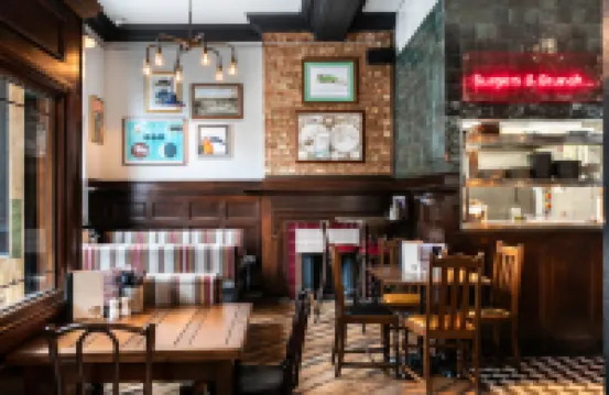 帕普樂玫瑰皇冠旅館