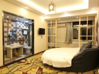 呼和浩特花语主题宾馆 - 清奢主题大床房