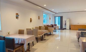 Xincheng Hotel