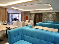 藍灣智能酒店（萬達廣場店） 高縣酒店