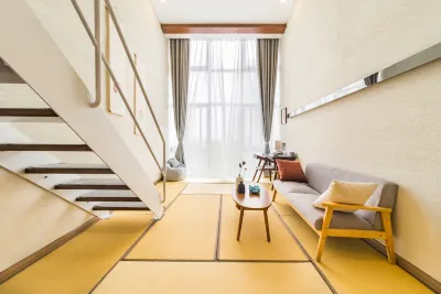 Yancheng Peshi LOFT Hotel (Zhongnan University Town Fortune Port Branch) Các khách sạn ở Zhongnan Century Town