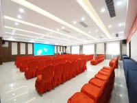 GEM Hotel (Feidong Longquan West Road Dianbu River Park)