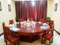 Longjiang Star Hotel Hotel di Bei'an