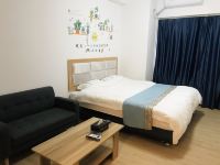 广州新键公寓 - 精选大床房