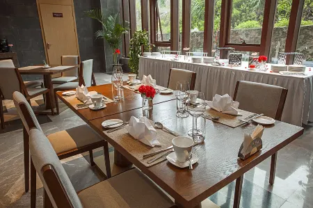 GuangYueShang Collection Panlong Valley Отели рядом с достопримечательностью «Xishan Mountain»