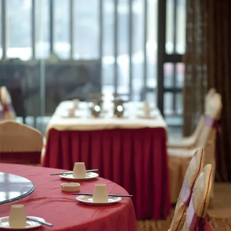 Kingdom Rich Hotel