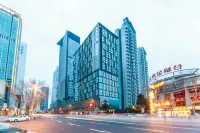 Yueting Hotel (Chengdu Chunxi Road Taikoo Li)  호텔