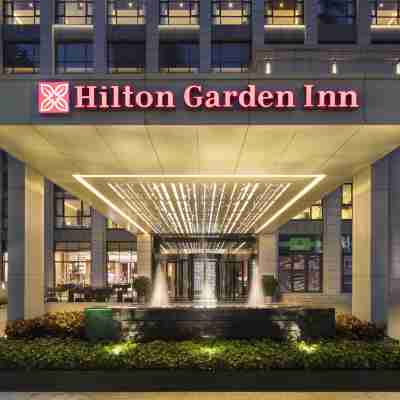 Hilton Garden Inn Shiyan Hotel Exterior